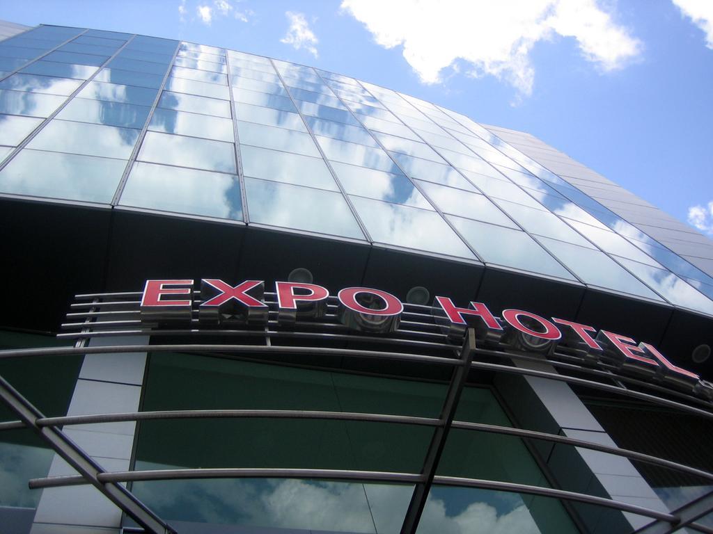 Expo Hotel Plovdiv Exterior foto